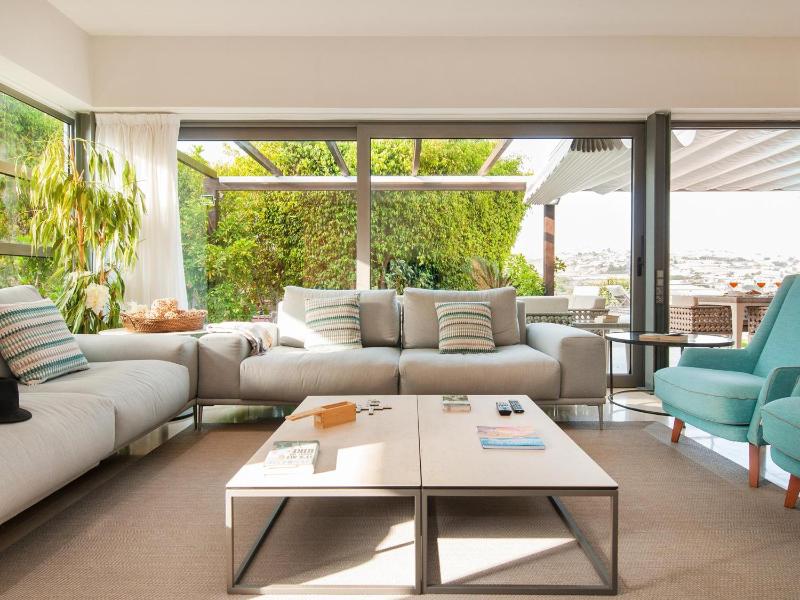 Superior Three-Bedroom Villa with Private Pool image 3