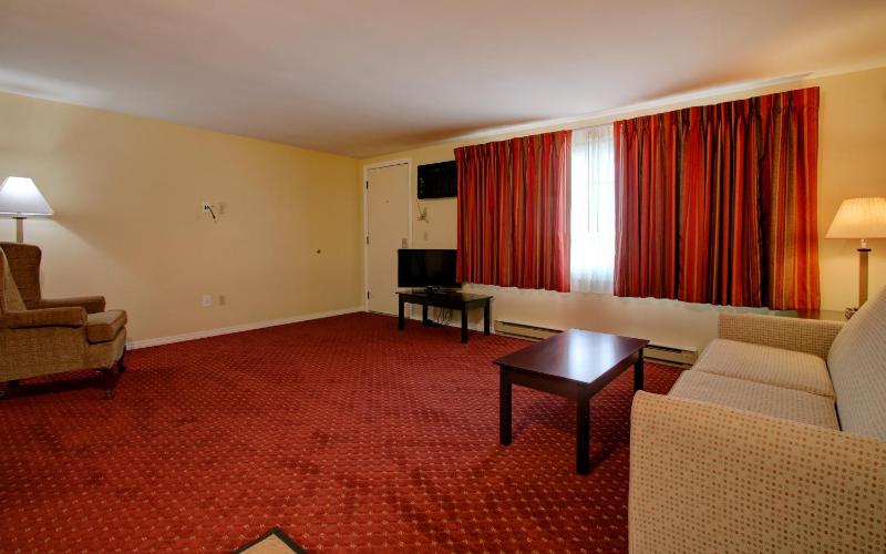 One Bed-Room Suite - King Bed image 4