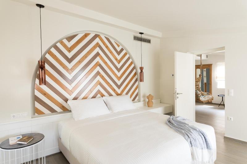 Deluxe Suite with Sea View image 1