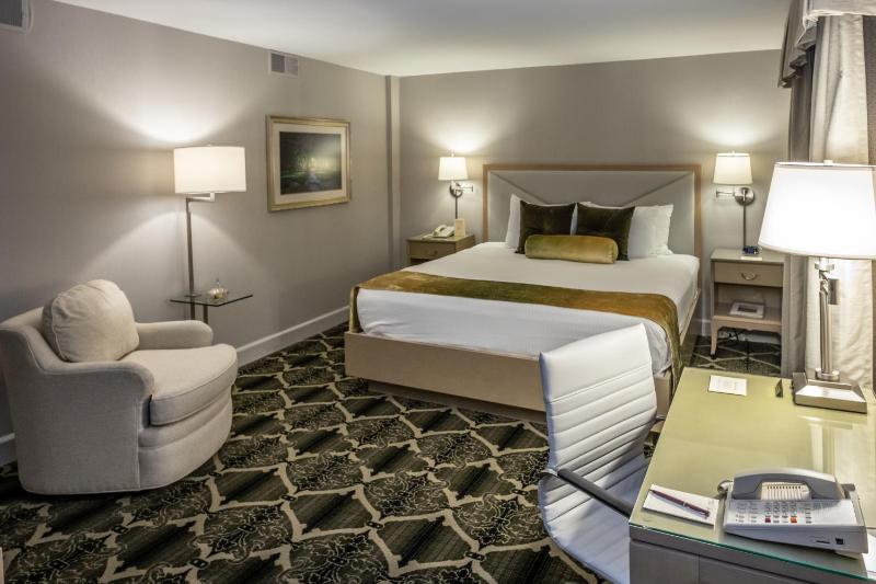 Deluxe Single Room image 1