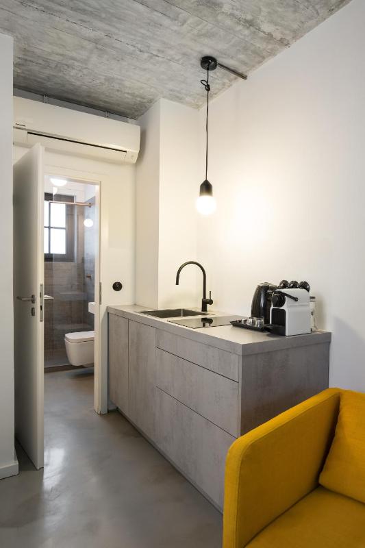 Square Rooms 8 - image 12