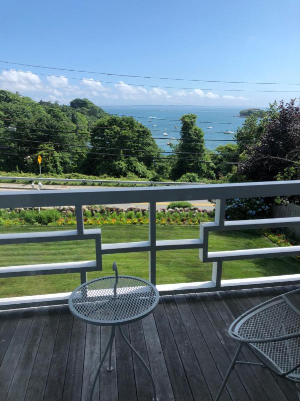 Deluxe Double Room with Sea View image 4