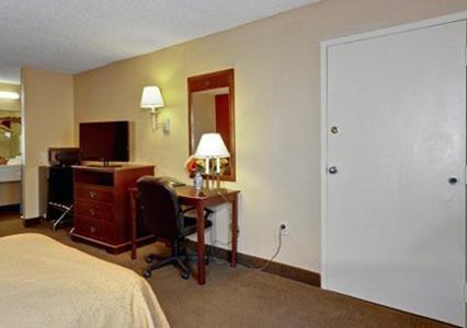 King Room - Smoking  image 2