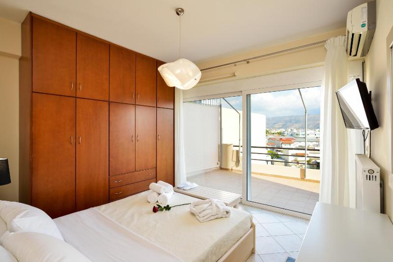 Apartment with Balcony image 2