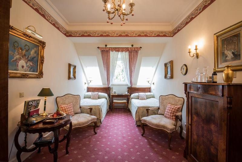 Single Room image 1