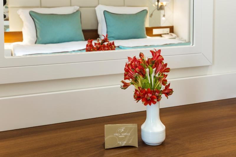 Double Room image 2