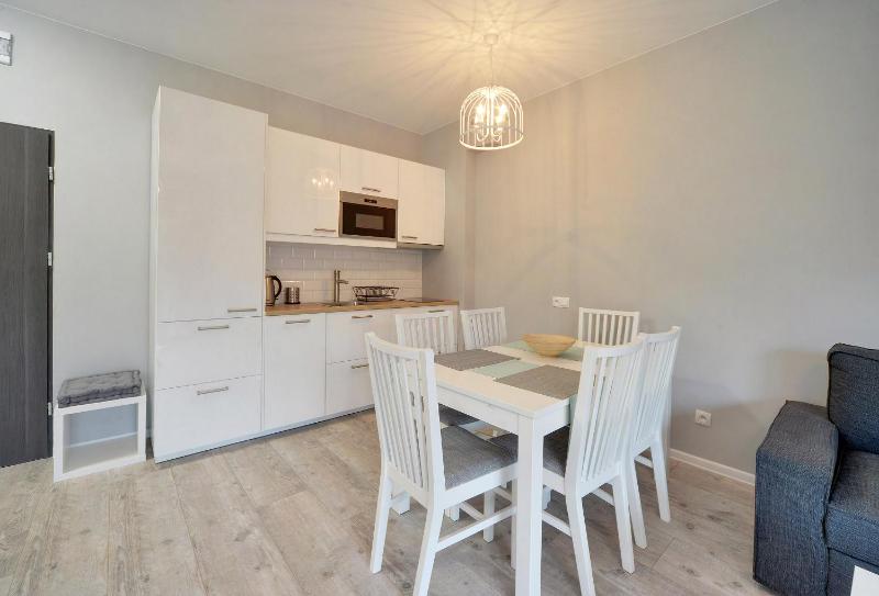 One-Bedroom Apartment image 2