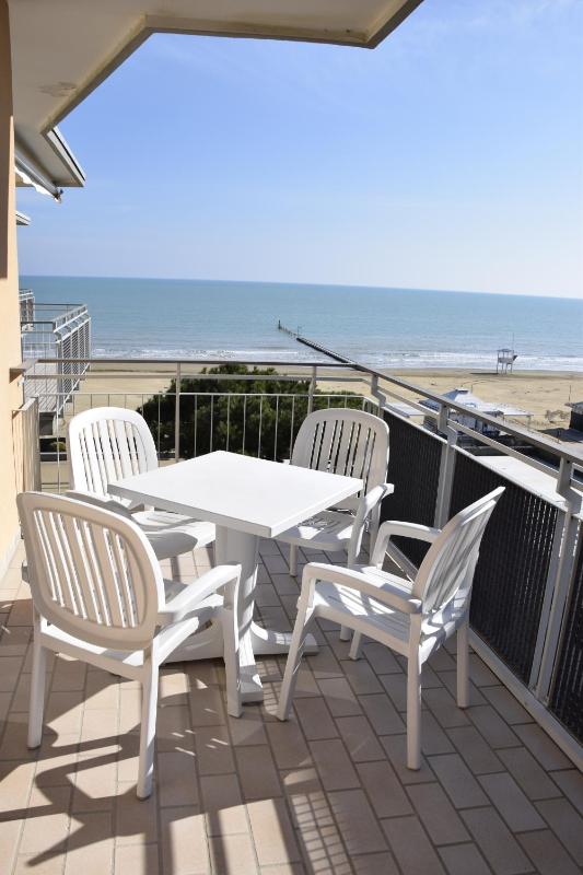 Vistamare Family Apartments - image 6
