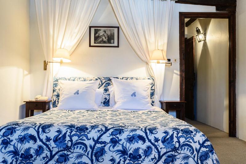 Traditionnal Double Room image 3