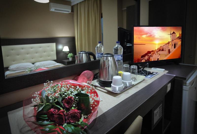 Comfort Double Room with Sea View image 4