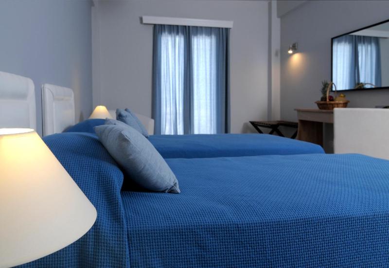 Double or Twin Room with Sea View image 1
