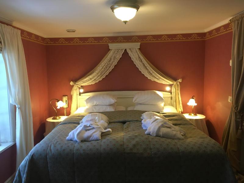 Suite image 4