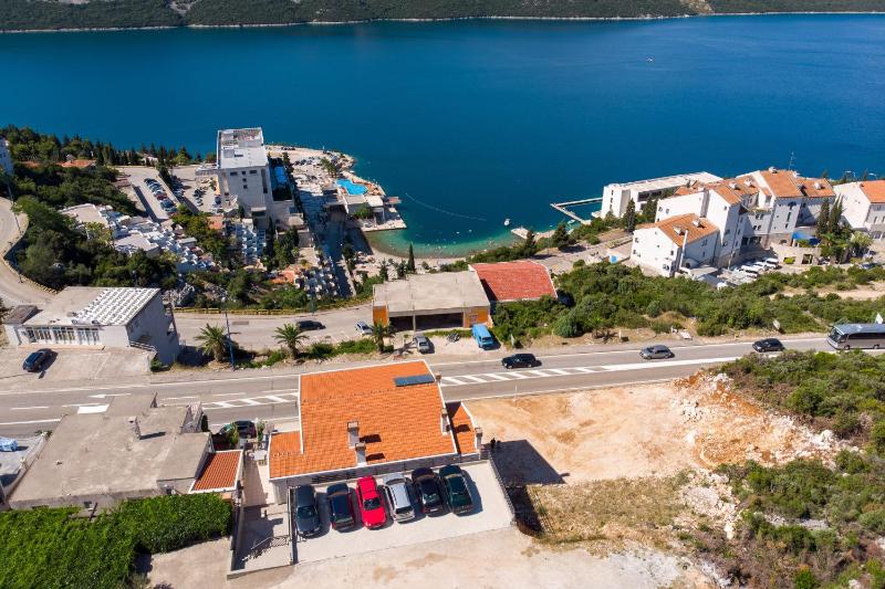 Apartment with Sea View image 3