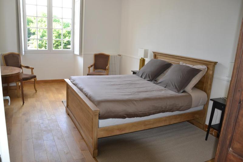 Deluxe Double Room image 4