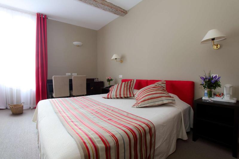 Comfort King Room image 4