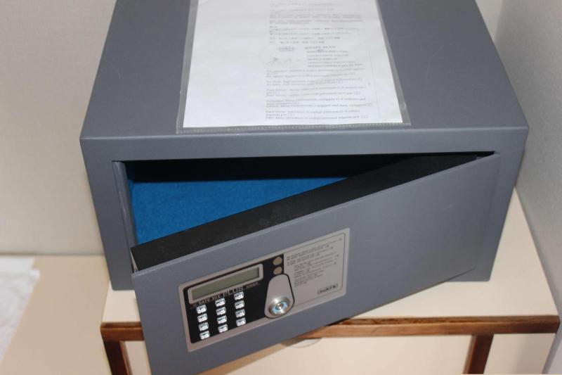 Comfort Queen Room image 4