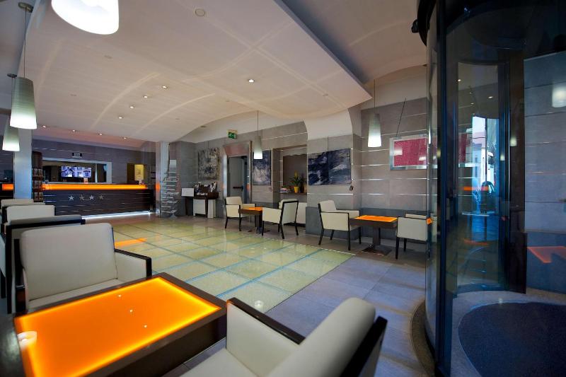 Best Western Crystal Palace Hotel - image 3