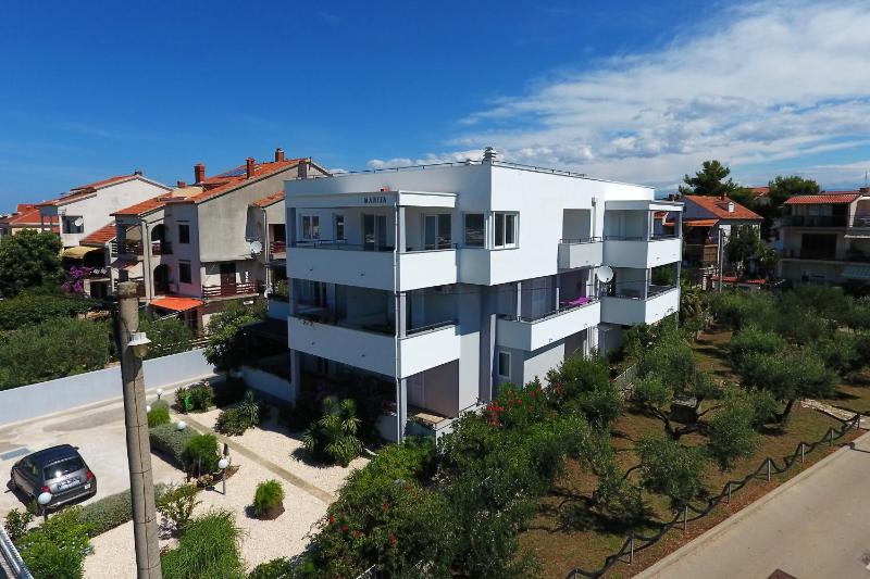 Apartment with Sea View image 1