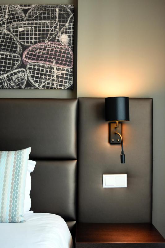 Master Suite with Jacuzzi image 4