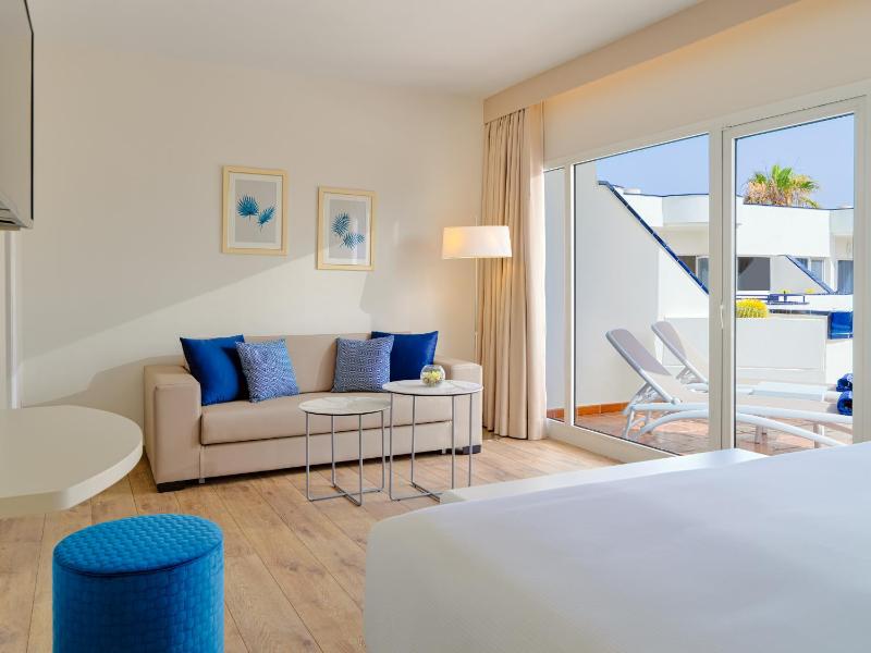 Junior Suite (1 Adult) image 1