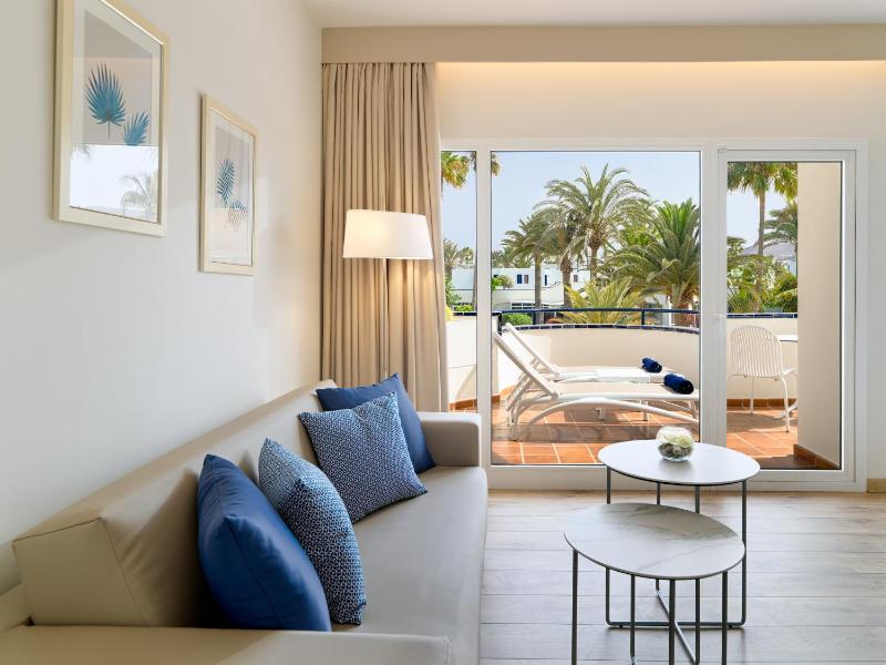 Junior Suite (3 Adults) image 3