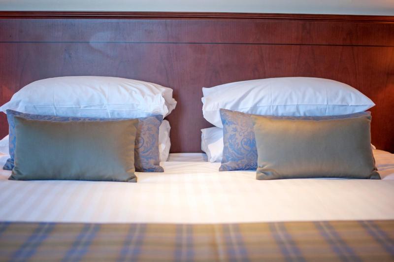 Superior Double Room with Garden View image 1