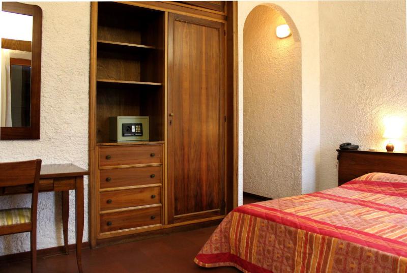 Single Room image 2