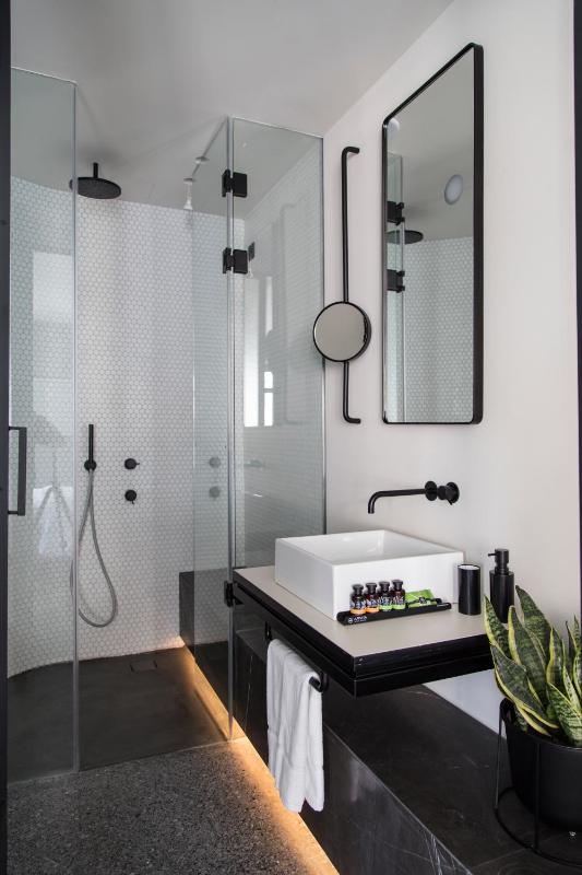 Junior Suite image 2