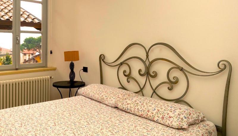Three-Bedroom Apartment (8 Adults) image 3