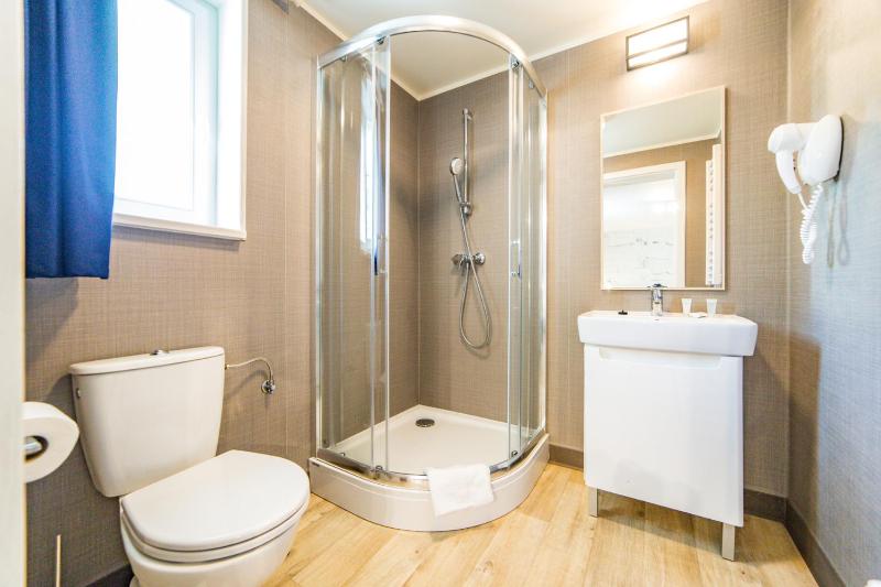 Double Room image 2