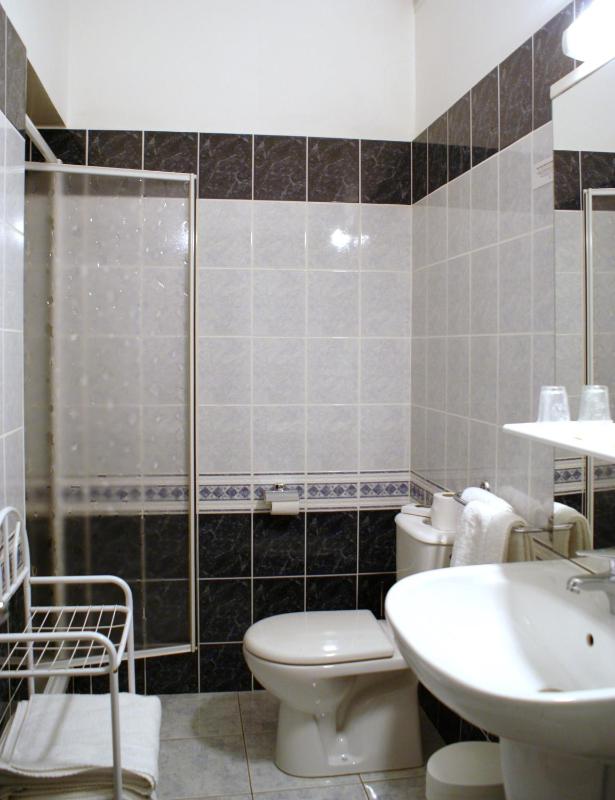 Triple Room image 3