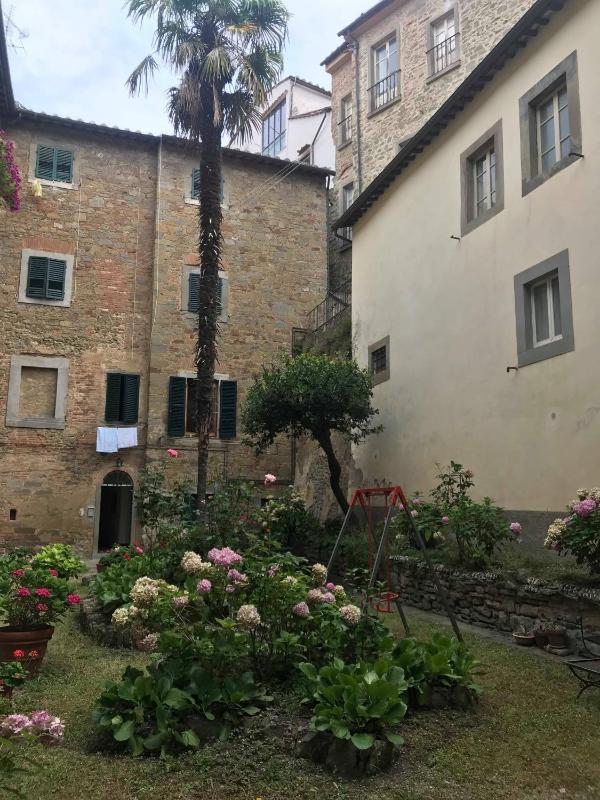 Apartment with Garden View image 3