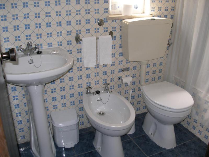 One-Bedroom Apartment with Double Bed image 4
