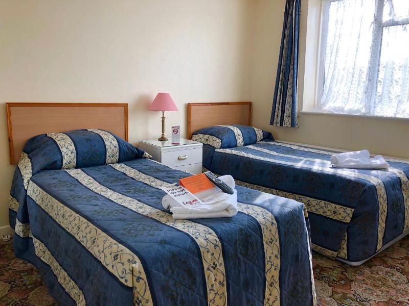 Laguna Hotel - image 11