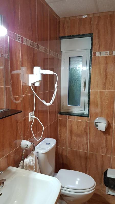 Double or Twin Room image 2