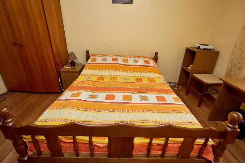 Studio Apartment image 1