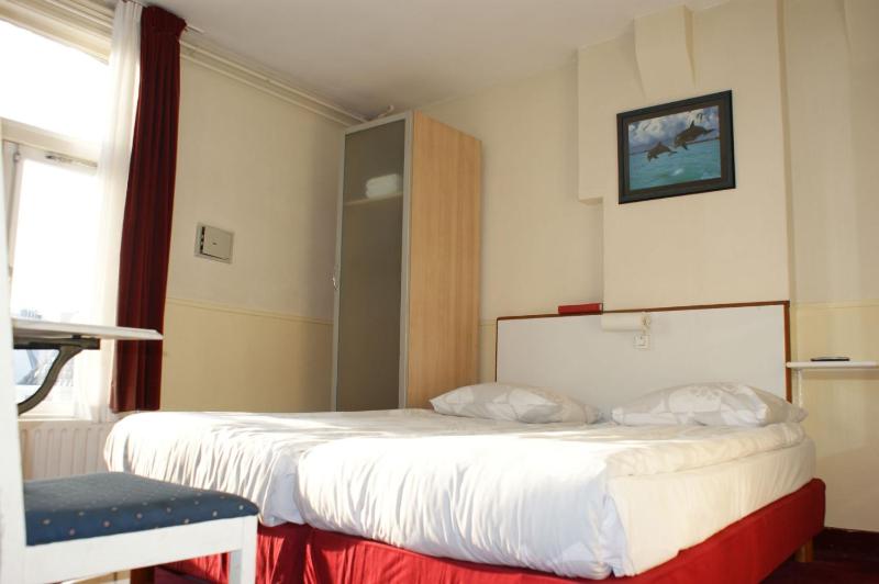 Hotel de Westertoren - image 2