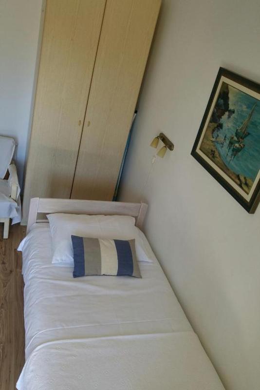 Two-Bedroom Apartment with Terrace image 3
