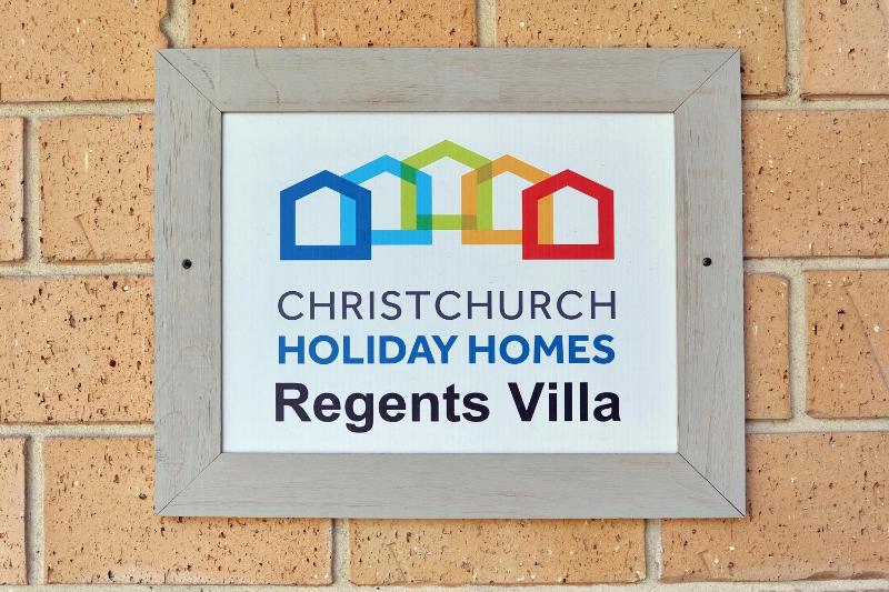 Regents Villas - Christchurch Holiday Homes - image 13