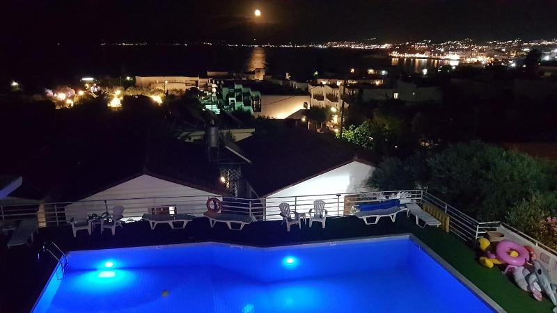 View Villas - image 5