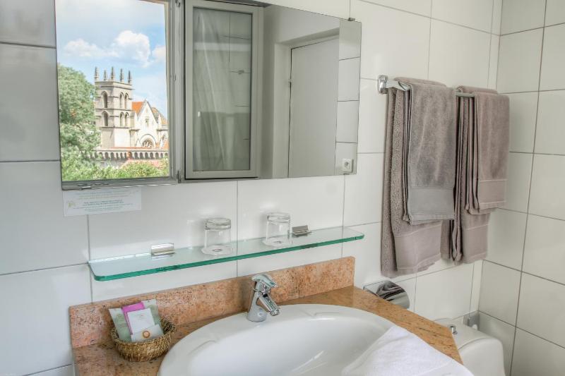 Best Western Hotel Le Guilhem - image 31
