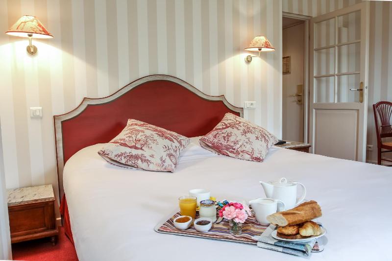 Executive King Room image 4