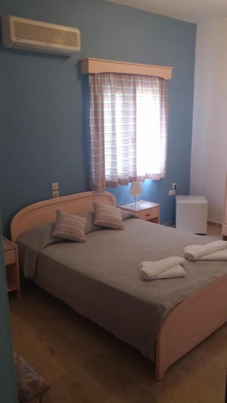 Double Room with Garden View image 2
