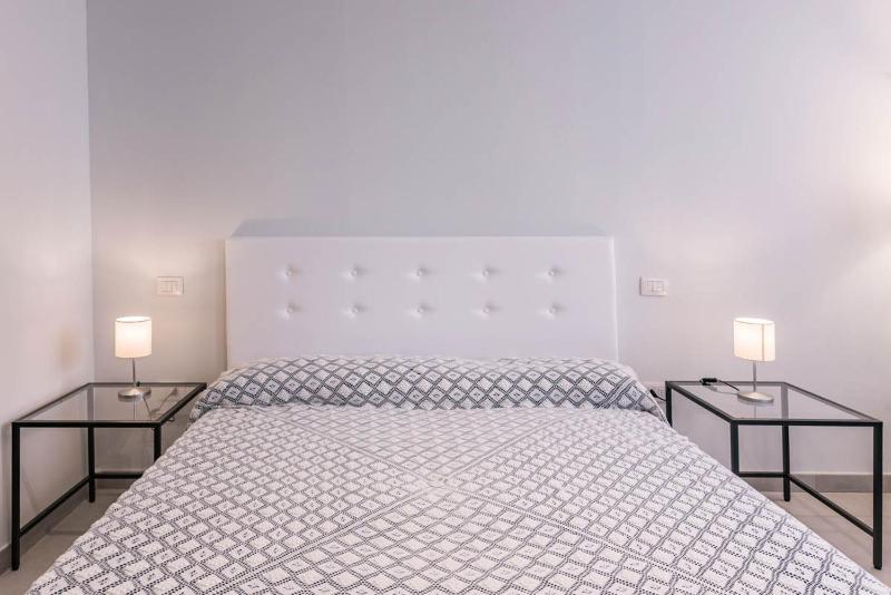 One-Bedroom Apartment image 2