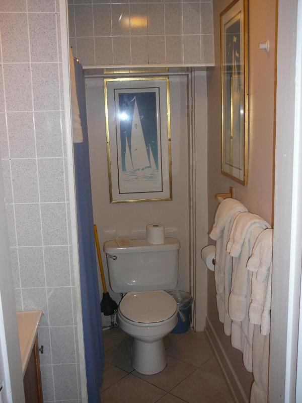 Queen Room with Two Queen Beds - Garden Level-B1