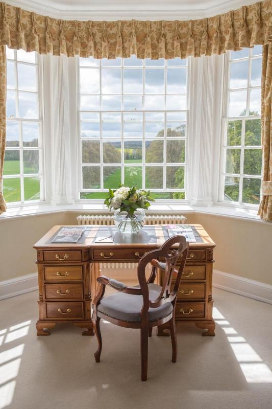 Suite with Garden View image 2