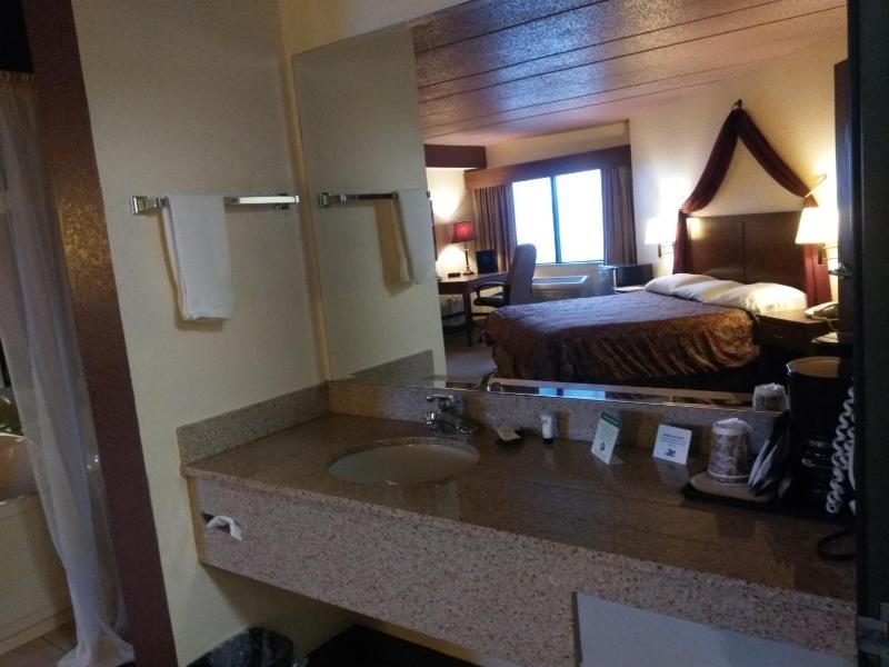 King Suite image 3