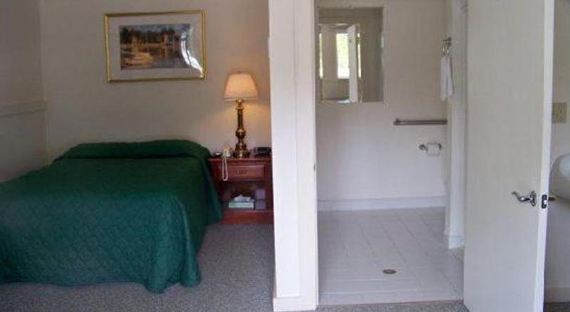 Queen Room image 1