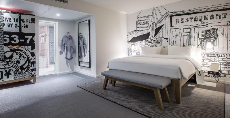 Suite image 3