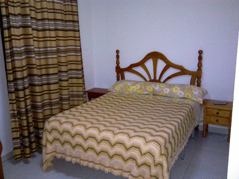 Double or Twin Room image 4